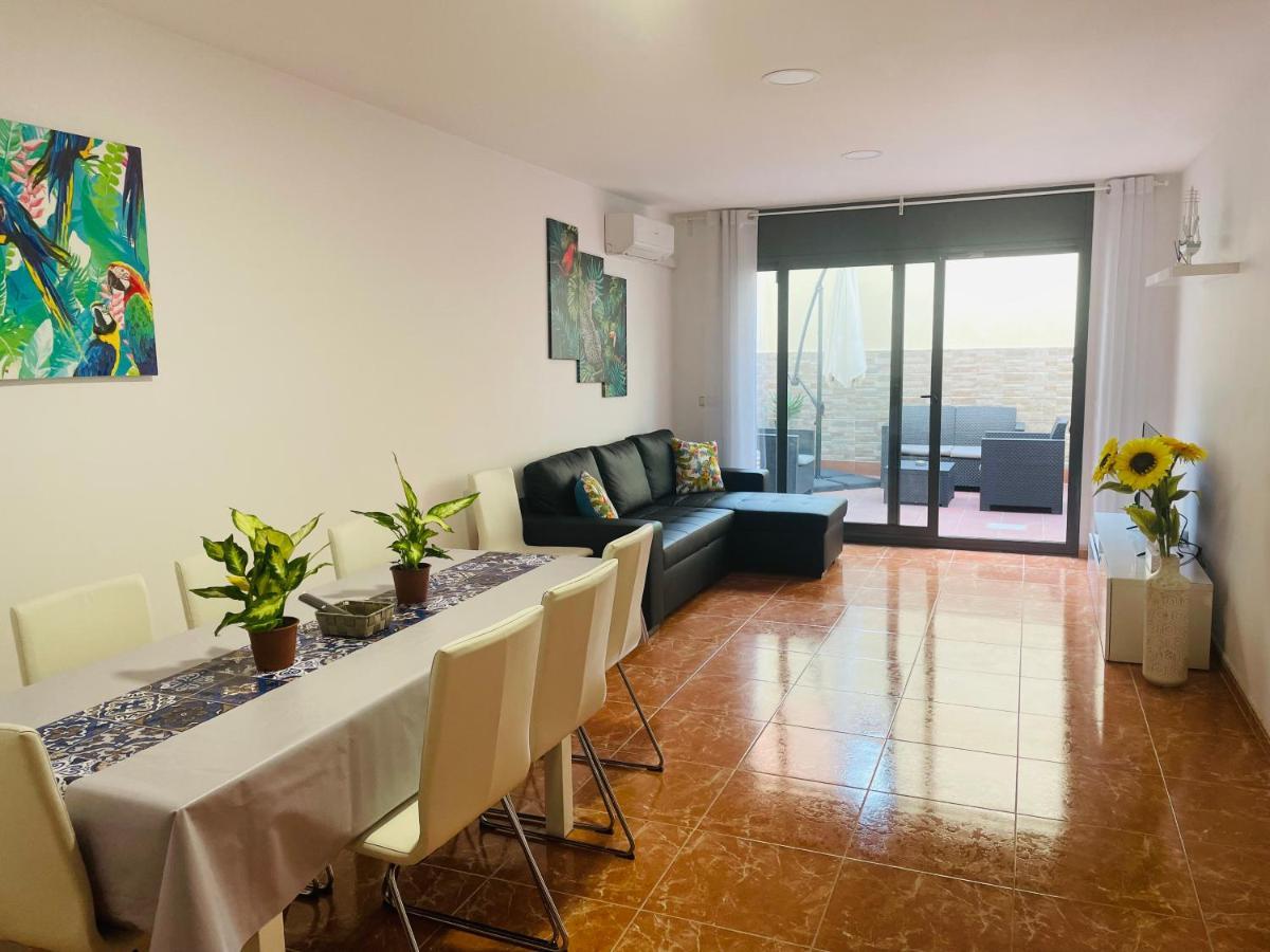 Beach Apartment Artigas Badalona Luaran gambar